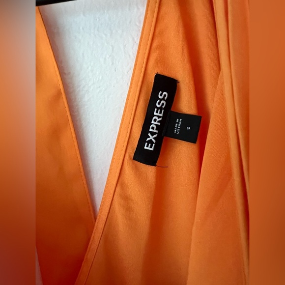 Express Color Block Satin Accordion Pleated Maxi Dress - Picture 6 of 7